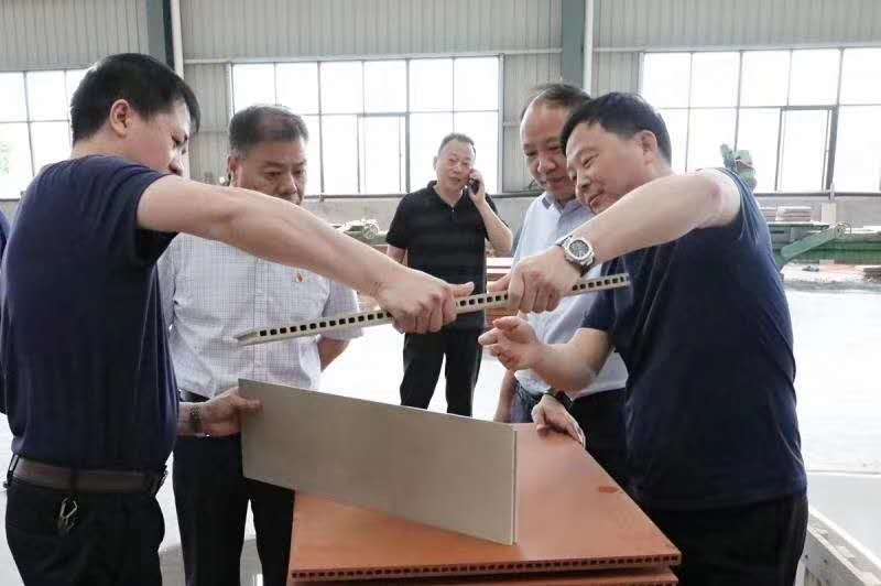 新產(chǎn)品【陶板幕墻】已上線，歡迎中共縣委于書記來河南眾光調研